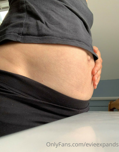 evieexpands pornstar hot picture