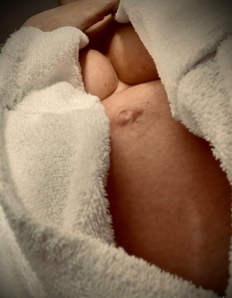 evieexpands star adult picture