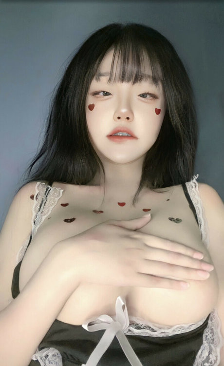 byzeko 02 nude actress galleries