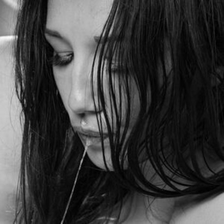 mayawoulfe pornstar adult img