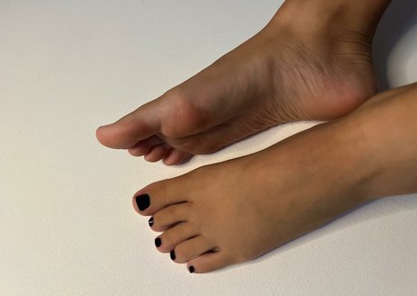 Anabelle Charm xxx star archive