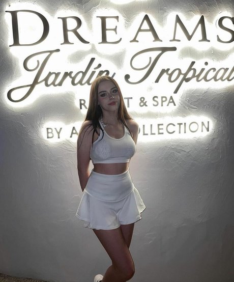 Shadowifey best model image