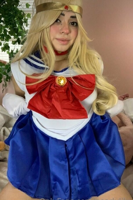 pearlylily free star gallery