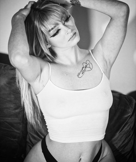 Queenjazlyn model nice image