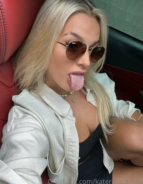 katerinacarney nude actress pic