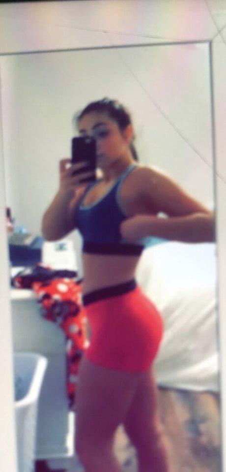 Jenna Sinatra model erotic pic