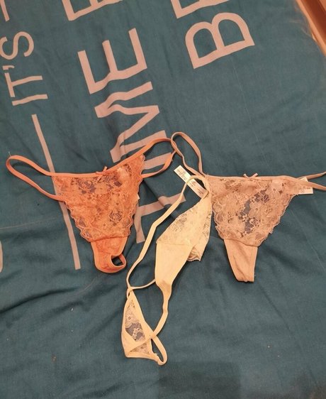 kellymay129 model sexy images