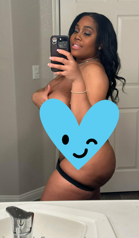 msyummys model exclusive photos