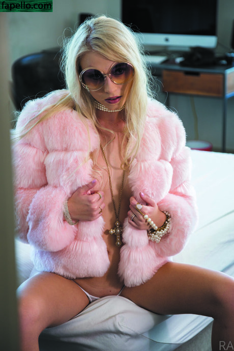 rileyannemodel star adult pictures