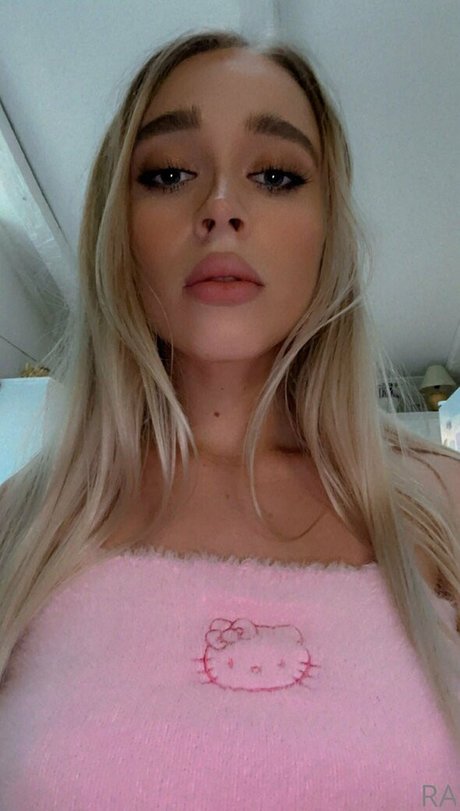 rileyannemodel pretty actress picture