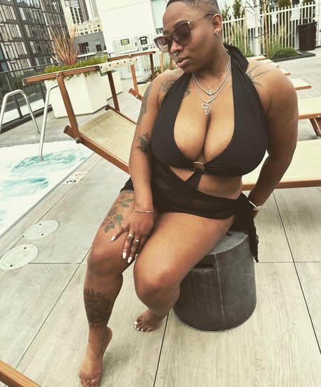 LyssaLaird model sexy gallery