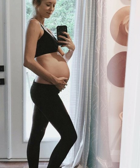 Allie Wes star free galleries