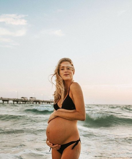 Allie Wes nudes star galleries