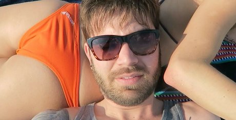 Allie Wes top star images