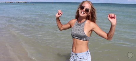 Allie Wes nudes model image