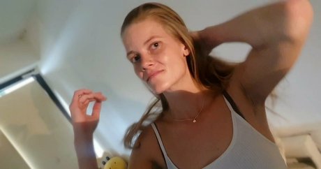 mufumelf perfect pornstar pic