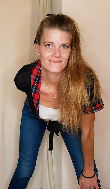 mufumelf star adult gallery