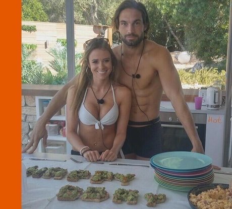 Camilla Thurlow model pornographic pic