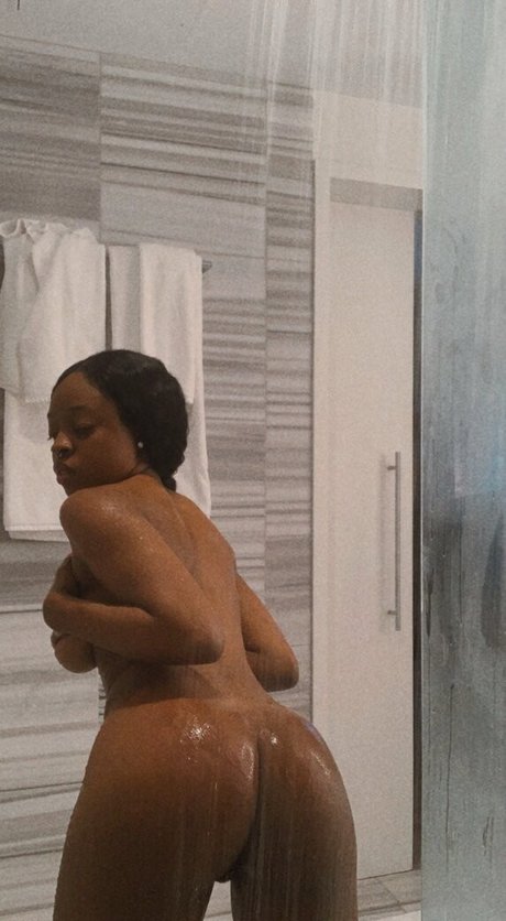 brittxolondon beautiful model photos