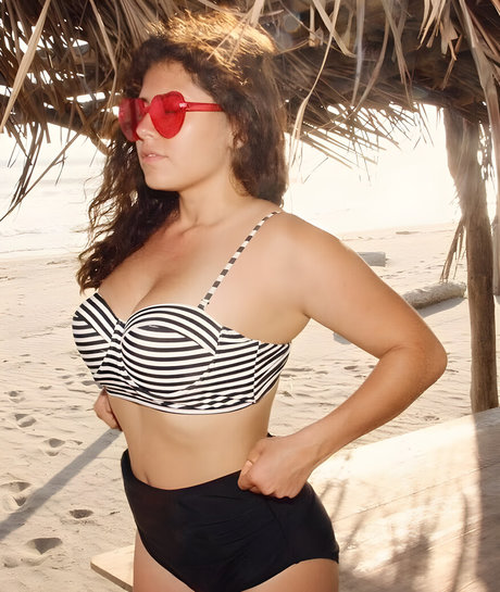 Vivi Alto pornstar adult picture