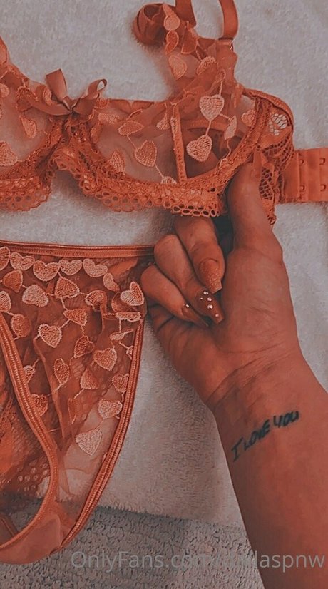 dallaspnw star naked img