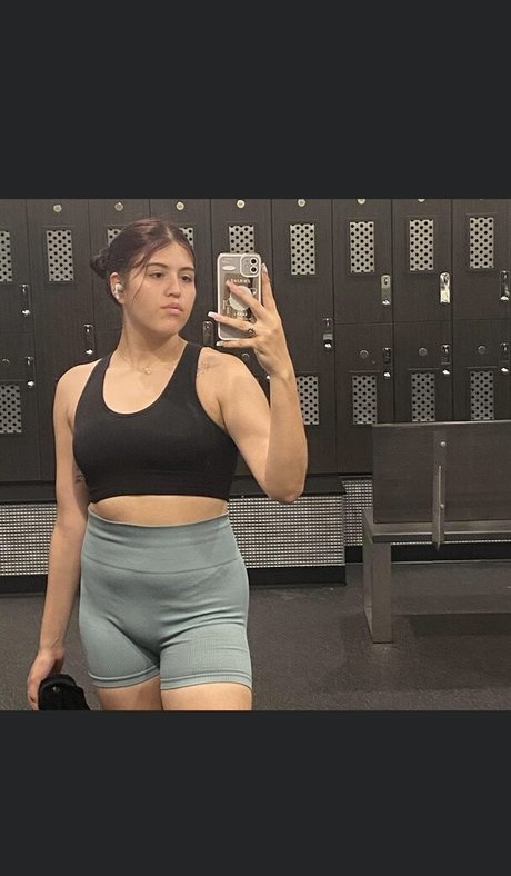 hxneybeemitxhie star exclusive images