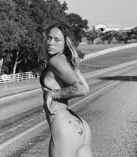 yourfavhaley hd actress gallery