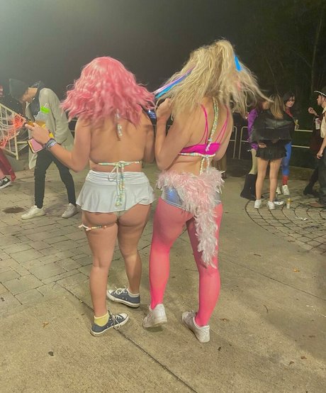 Jolieboero art star photos