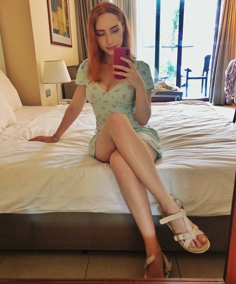 Alissa Strekozova star art image