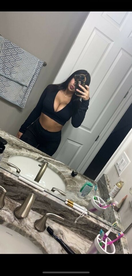 Emma Petisco pornographic star img