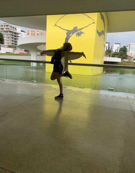 gbrllareis xxx model galleries