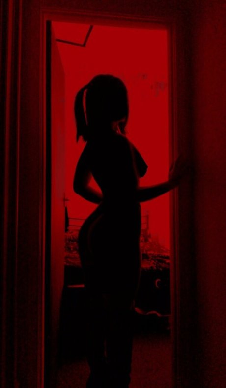 egirlshadowx naked model archive