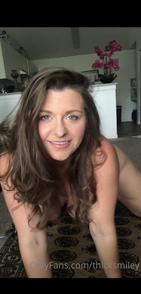 smiley thickness pornstar xxx galleries