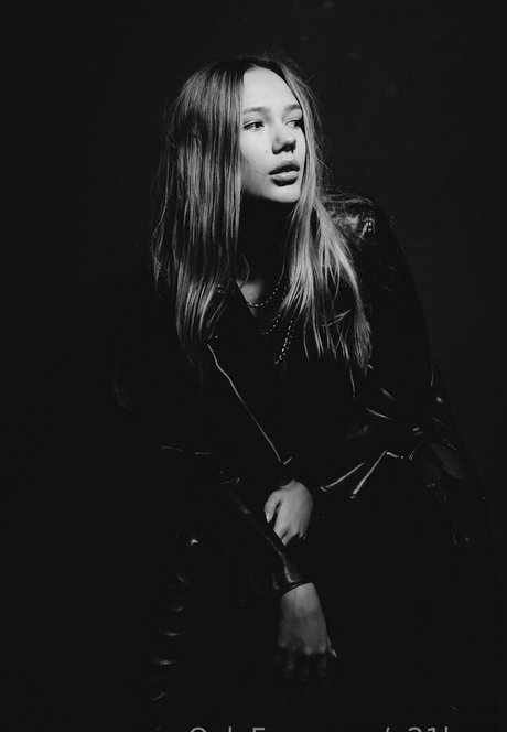 jennifer foxy pornstar free archive