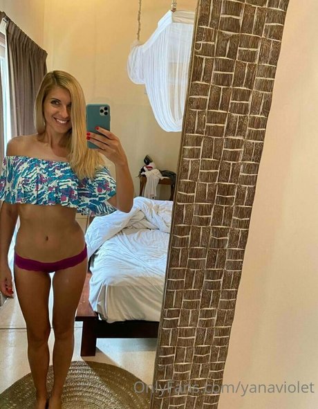 yanaviolet beautiful star photo