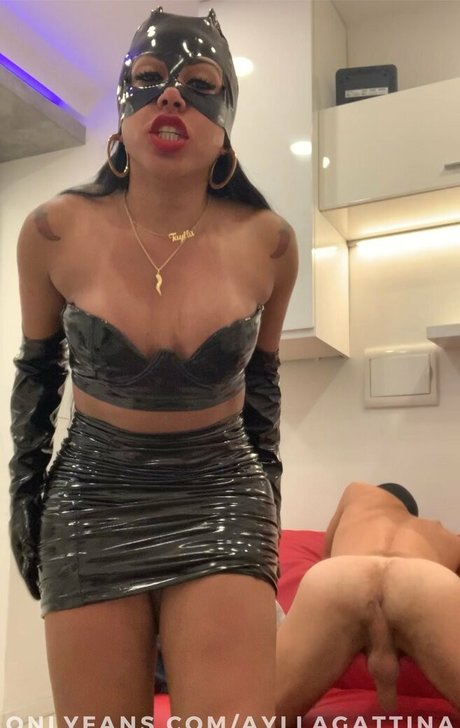 ayllagatina pornstar exclusive pictures