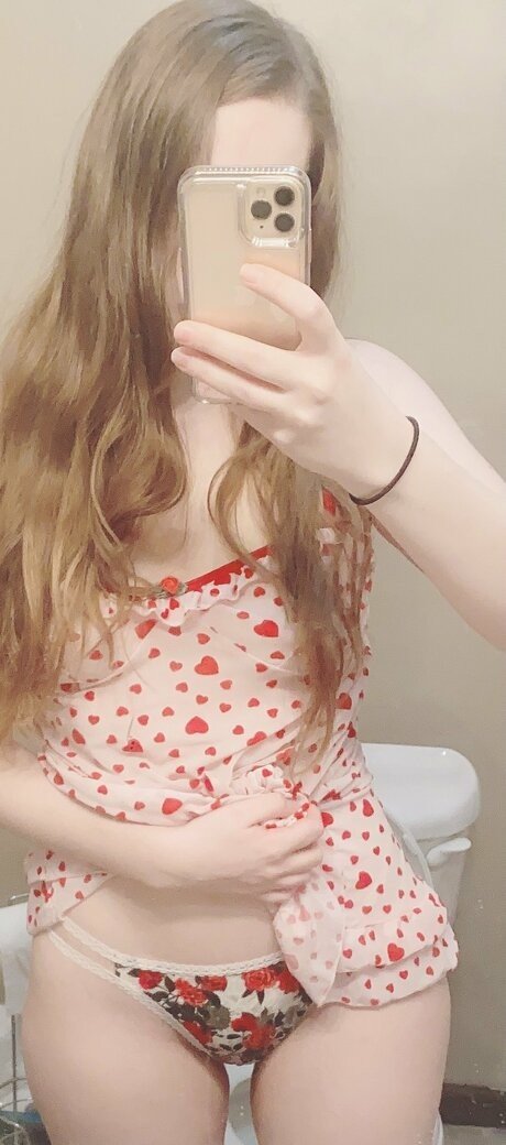 seairasingsuwu nudes model image