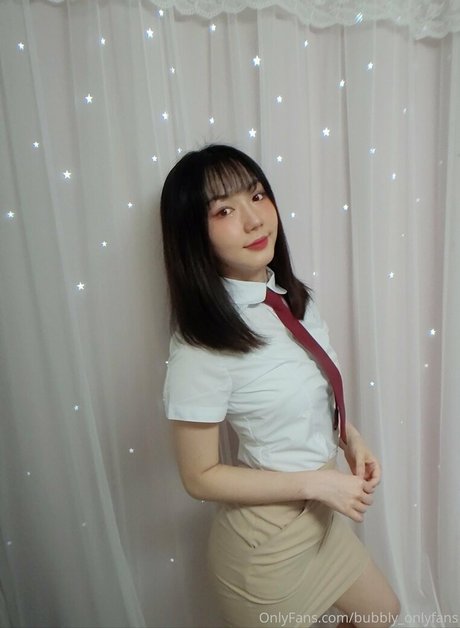 Bubbly live top actress pic