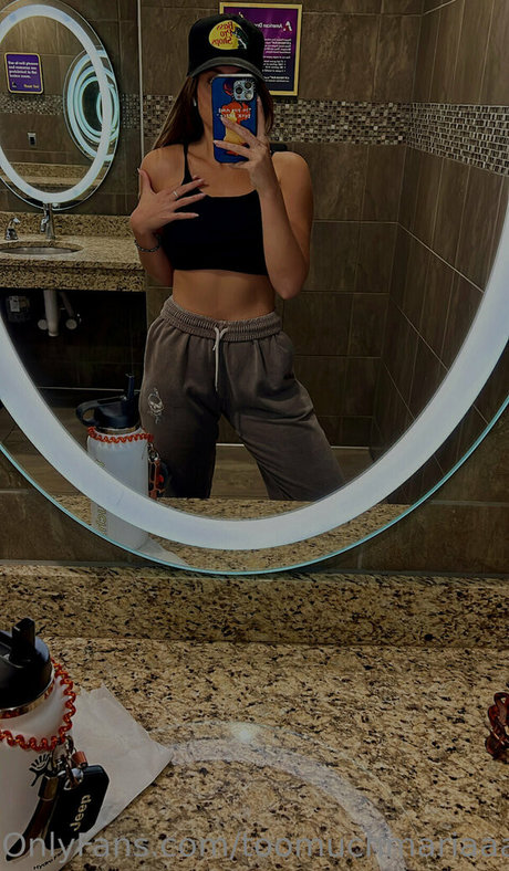 toomuchmariaaa model high quality pic