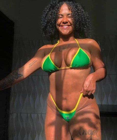 Gaby Mendes erotic star pictures