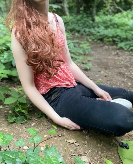 flatchestedfree pretty actress img