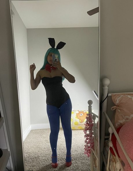 Domi Cosplay model perfect image