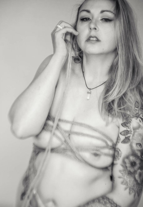 inkynzminx model sex image