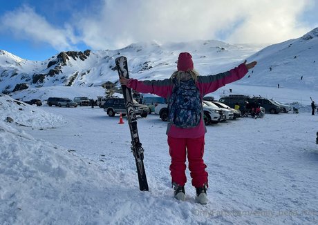 emily bella free erotic model images