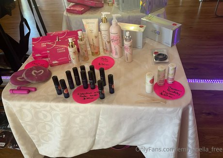 emily bella free xxx star images