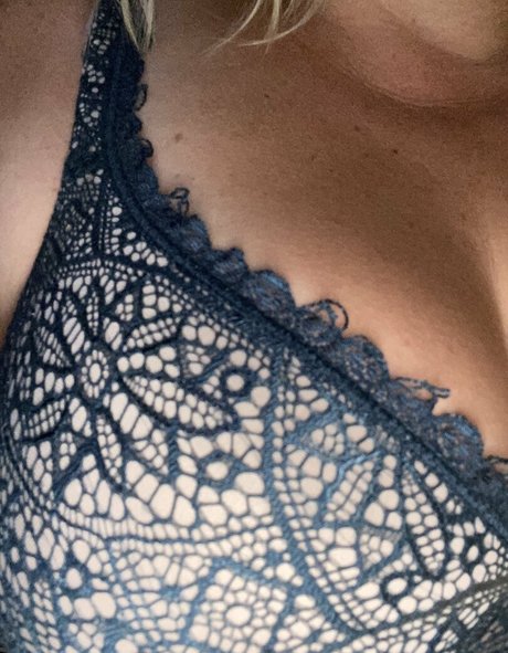 shimademedoit naked actress pictures