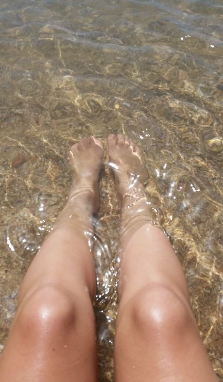 mysteriouskiwigirl pretty actress pics