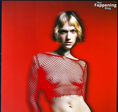 Violett Beane sex star image