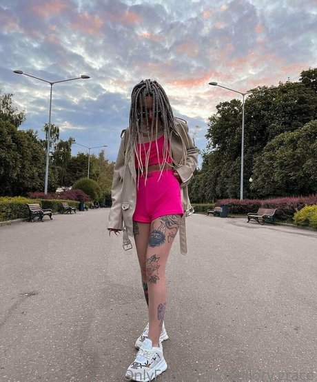 mallory grace star top galleries