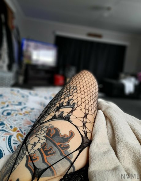 nvme x sexy model images